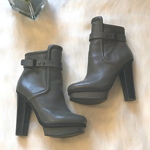 Kelsi Dagger grey leather boots